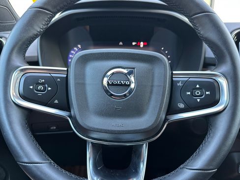 Used 2023 Volvo C40 P8 Recharge Plus AWD/4WD image 25