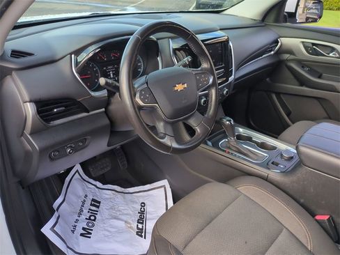 Used 2020 Chevrolet Traverse LT w/ LPO, Cargo Package image 10