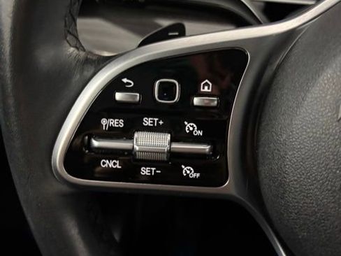 Used 2020 Mercedes-Benz GLE 350 image 18