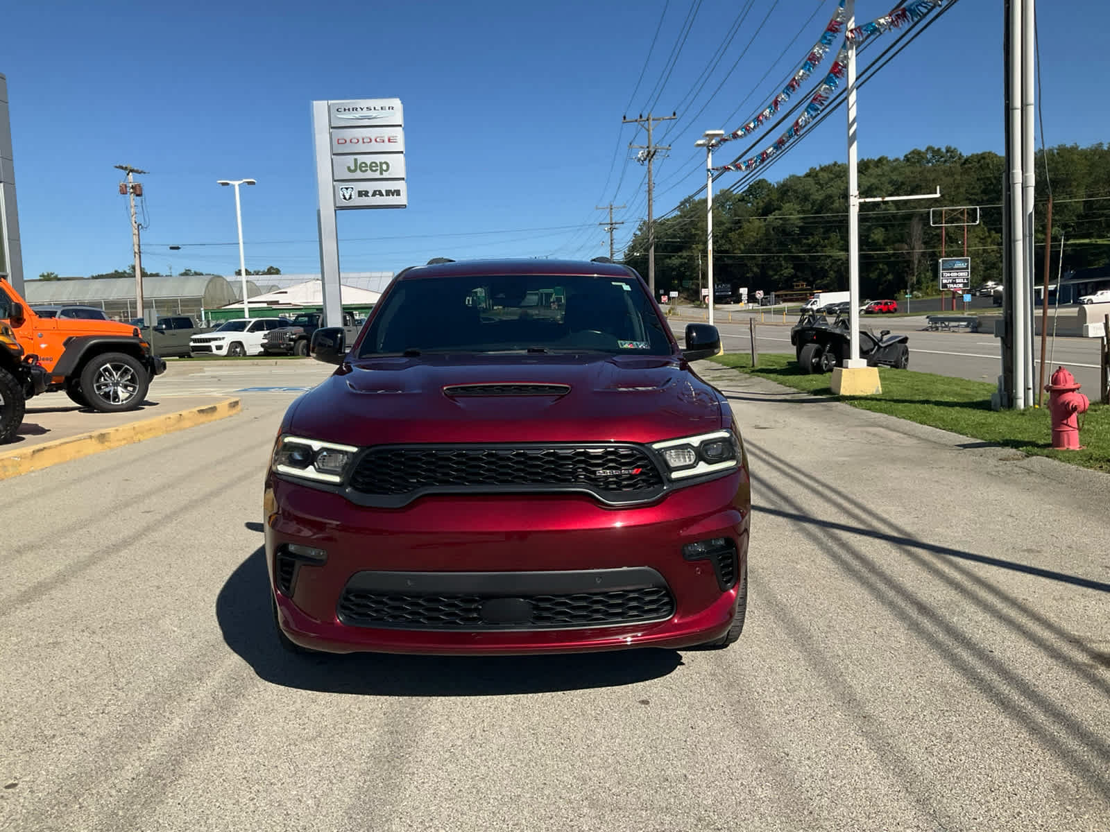 Used 2021 Dodge Durango R/T w/ Technology Group AWD/4WD image 2