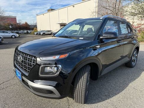 New 2026 Hyundai Venue SEL image 3