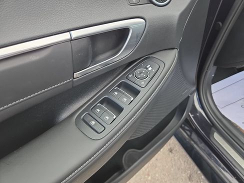 Used 2023 Hyundai Sonata Limited w/ Cargo Package FWD image 13