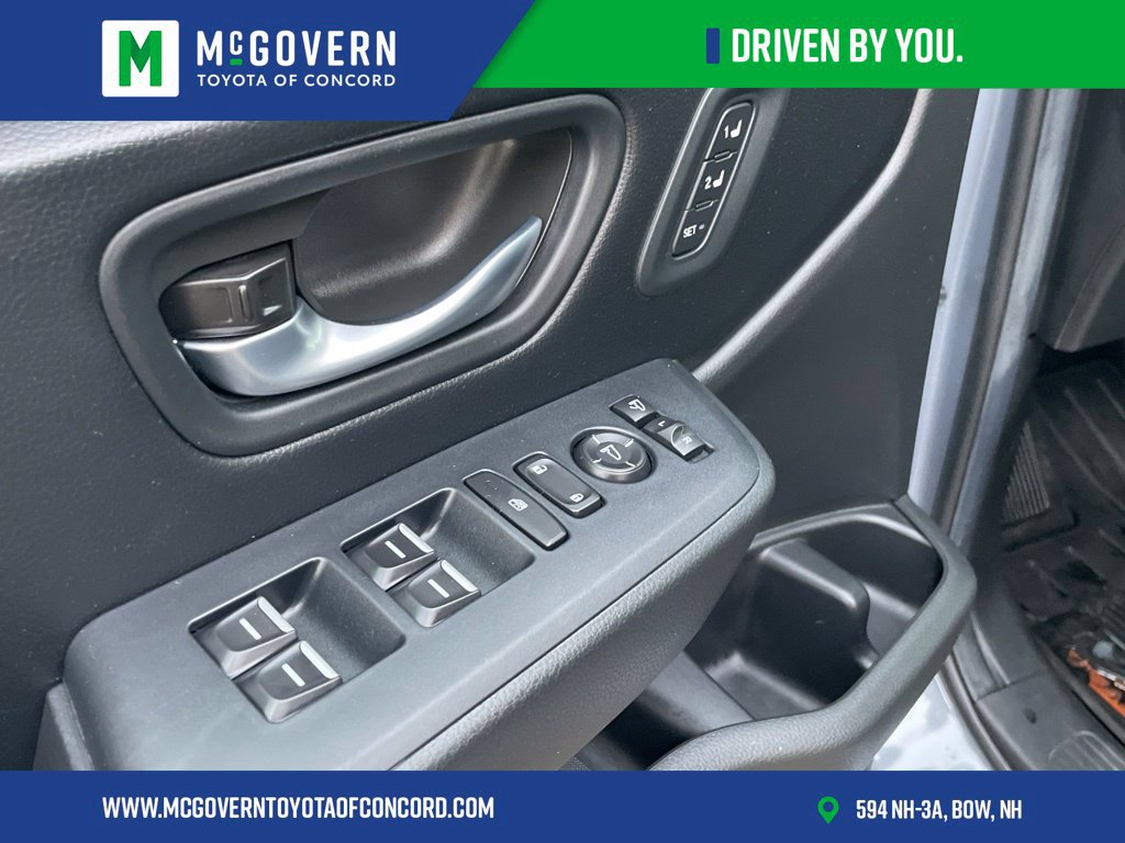 Used 2025 Honda Pilot TrailSport image 15