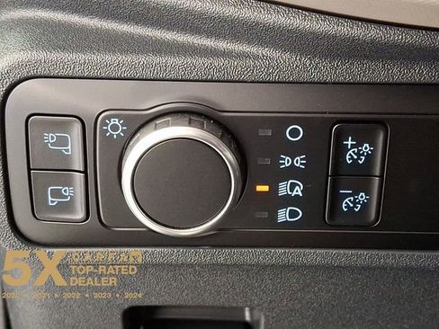 Used 2023 Ford Bronco Wildtrak image 31