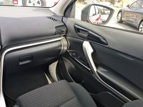 Used 2023 Mitsubishi Eclipse Cross LE image 16