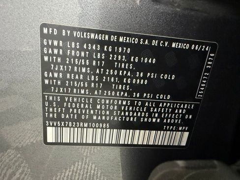 Used 2024 Volkswagen Taos S w/ MDO Package FWD image 34