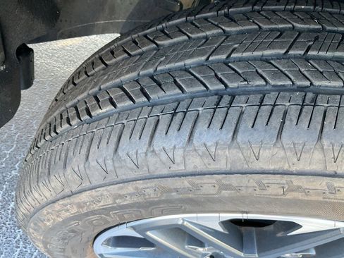 Used 2025 Toyota Tundra Limited image 24