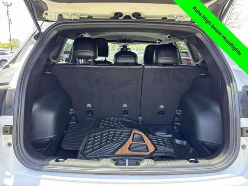 Used 2023 Jeep Compass Limited AWD/4WD image 35