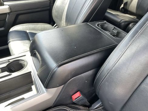 Used 2020 Ford F350 Lariat w/ Lariat Ultimate Package AWD/4WD image 21