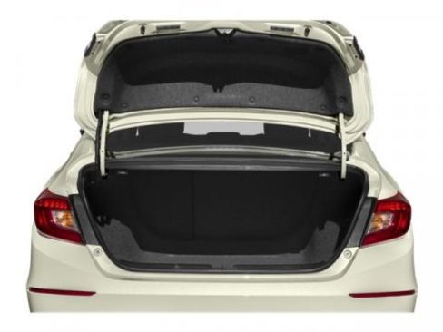 Used 2018 Honda Accord Sport image 12