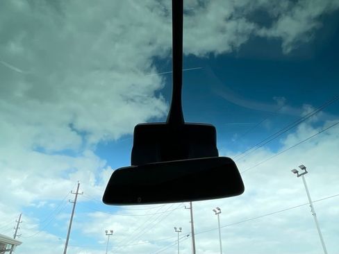 Used 2016 Tesla Model X 75D image 28