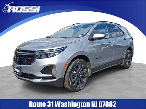 Certified 2023 Chevrolet Equinox RS w/ LPO, Floor Liner Package image 1