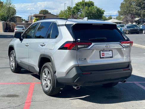 Used 2024 Toyota RAV4 XLE AWD/4WD image 3