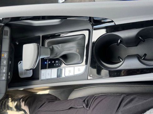 New 2026 Hyundai Elantra Sport FWD image 13