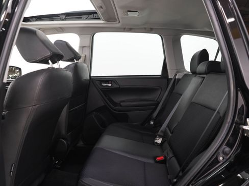 Used 2018 Subaru Forester 2.5i Premium w/ Popular Package #2A AWD/4WD image 14