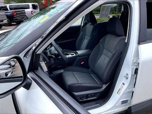 Certified 2024 Nissan Rogue SV AWD/4WD image 10