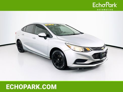 Used 2017 Chevrolet Cruze LS image 1