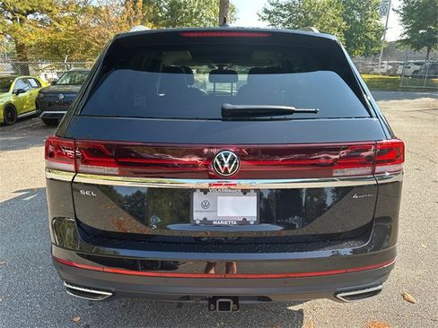 New 2026 Volkswagen Atlas SEL image 6