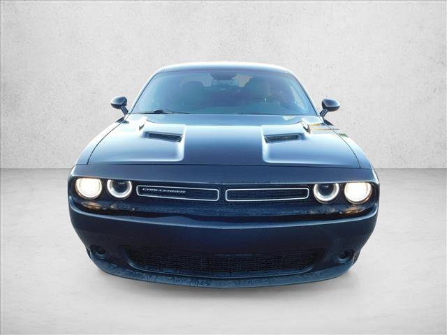 Used 2023 Dodge Challenger SXT RWD image 2