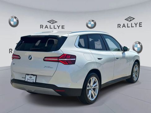 Certified 2025 BMW X3 xDrive30i w/ Convenience Package image 2