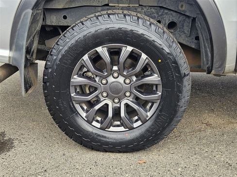 Used 2020 Ford Ranger XLT w/ Equipment Group 301A Mid image 9