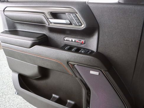 Used 2024 GMC Sierra 1500 AT4 w/ Technology Package image 26