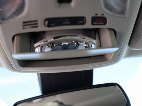 Used 2020 Toyota Sienna XLE image 35