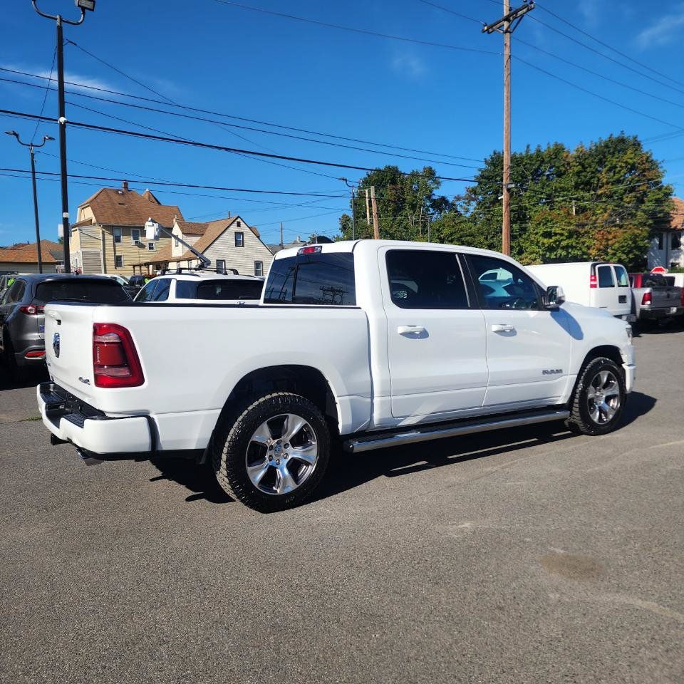 Used 2024 RAM 1500 Laramie AWD/4WD image 5