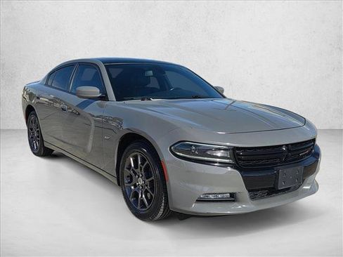 Used 2018 Dodge Charger GT image 3