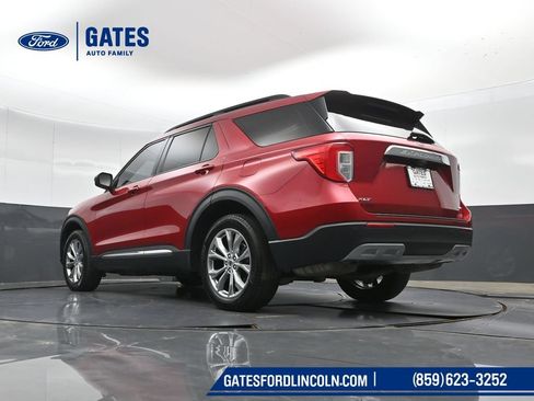 Used 2023 Ford Explorer XLT w/ Equipment Group 202A AWD/4WD image 46