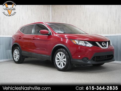 Used 2017 Nissan Rogue Sport S w/ S Appearance Package image 1