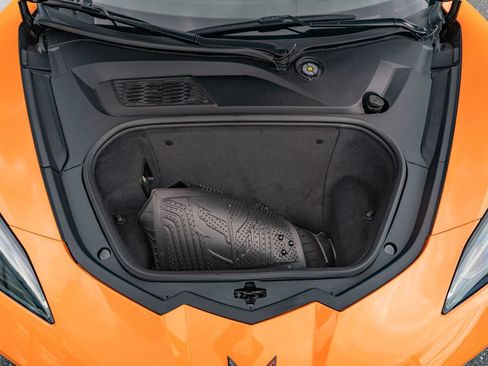 Used 2022 Chevrolet Corvette Stingray Premium Cpe w/ Z51 Performance Package RWD image 13