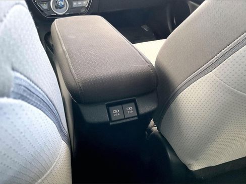 Certified 2020 Toyota Prius Prime LE image 10
