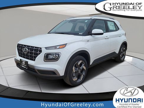 Used 2025 Hyundai Venue SEL image 1