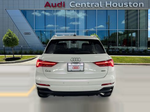 Used 2022 Audi Q3 2.0T Premium Plus w/ Premium Plus Package image 10