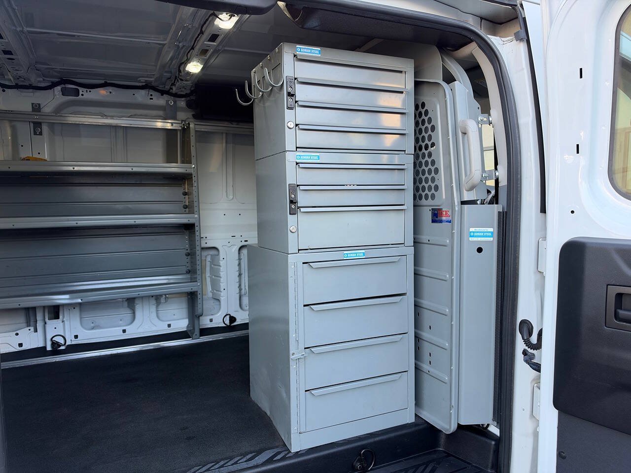 Used 2015 Ford Transit 350 148 Low Roof RWD image 13