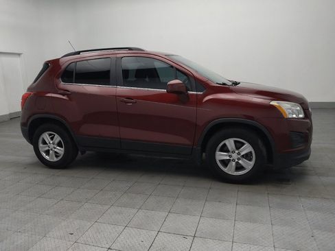 Used 2016 Chevrolet Trax LT w/ LT Convenience Package image 11