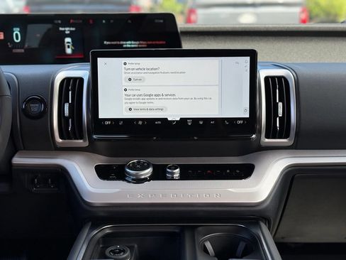 New 2027 Ford Expedition Active AWD/4WD image 25
