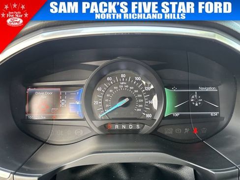 Used 2016 Ford Edge Titanium w/ Equipment Group 302A FWD image 24