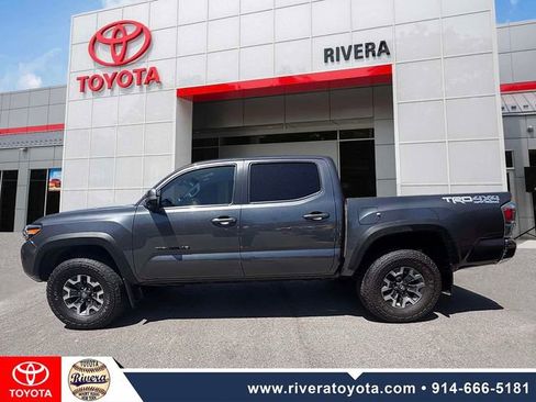 Used 2023 Toyota Tacoma TRD Off-Road AWD/4WD image 7