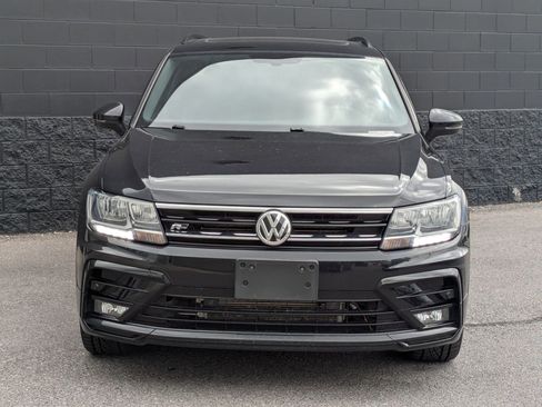 Used 2021 Volkswagen Tiguan SE R-Line FWD image 2