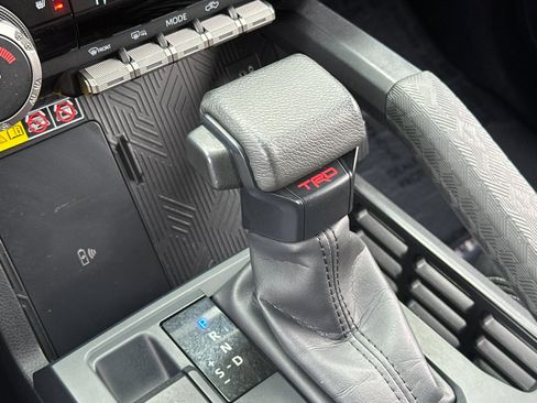 Used 2024 Toyota Tacoma TRD Off-Road w/ TRD Off Road Upgrade Package image 20