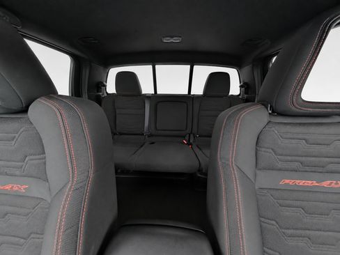 Used 2025 Nissan Frontier PRO-4X w/ Pro Convenience Package AWD/4WD image 19