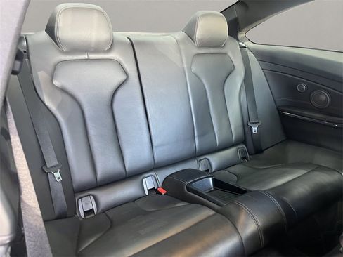 Used 2015 BMW M4 Coupe image 17