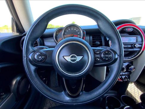 Used 2014 MINI Cooper 2-Door Hardtop image 6