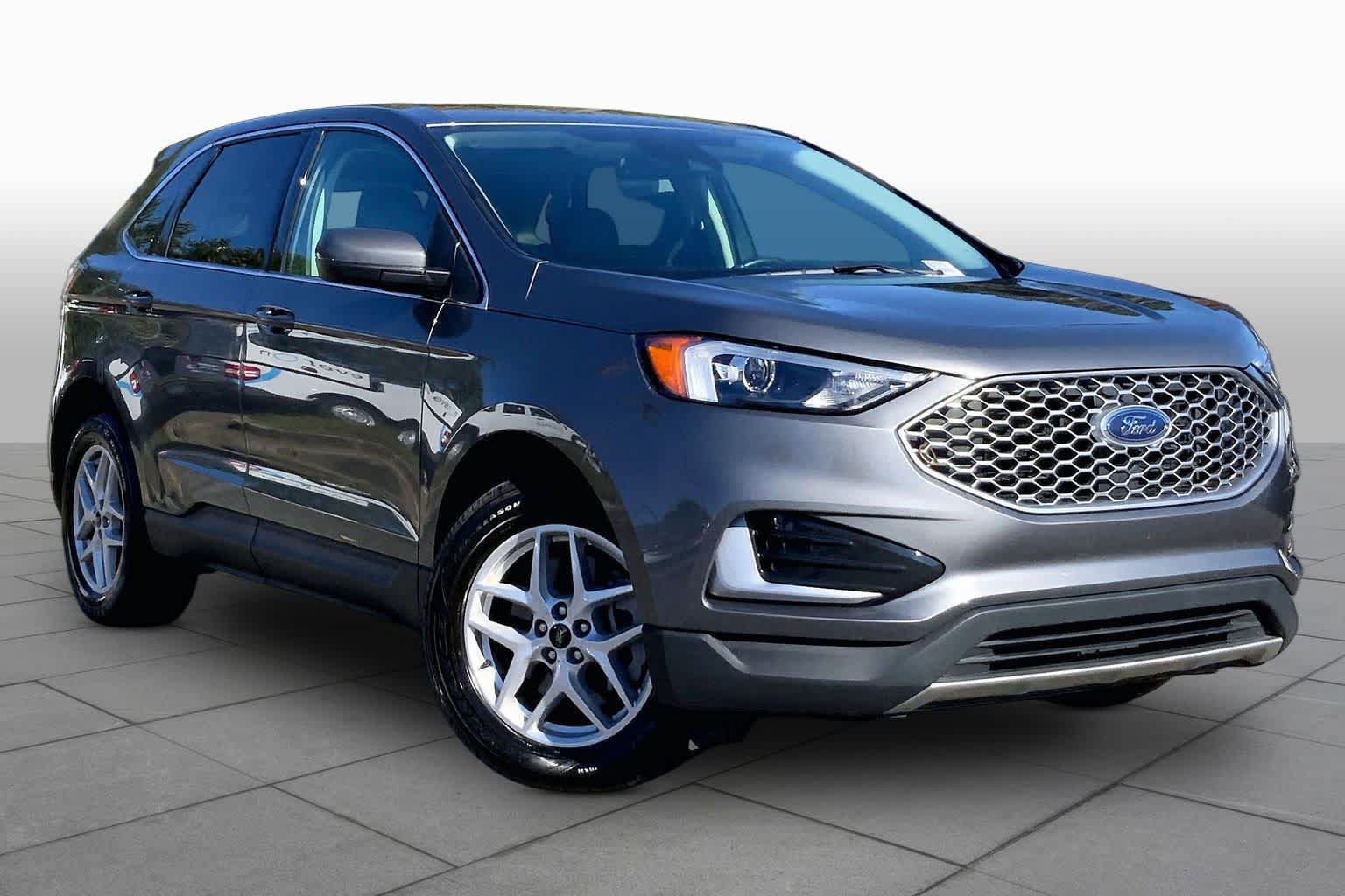 Used 2024 Ford Edge SEL AWD/4WD image 2