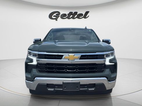 Used 2025 Chevrolet Silverado 1500 LT RWD image 2