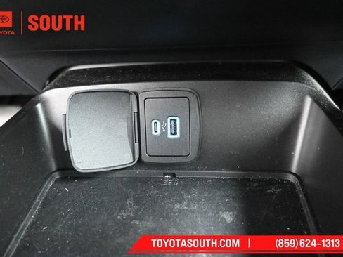 Used 2022 Ford Bronco Wildtrak AWD/4WD image 21