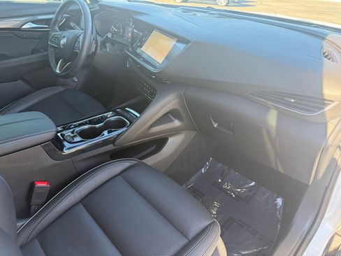 Used 2021 Buick Envision Essence w/ Technology Package I image 27