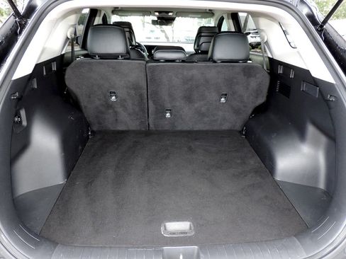 Used 2025 Kia Sportage EX FWD image 17